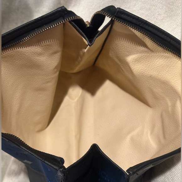 MCM Clutch - Picture 8 of 11